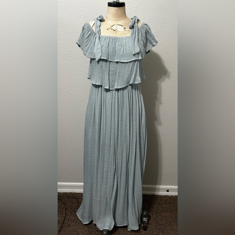 FLAWLESS MAXI DRESS. Tie straps w/off shoulder ruffle. Pale Blue. Size M.